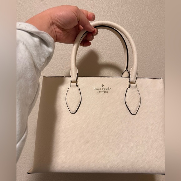 kate spade Handbags - Kate Spade Elegant Cream Satchel